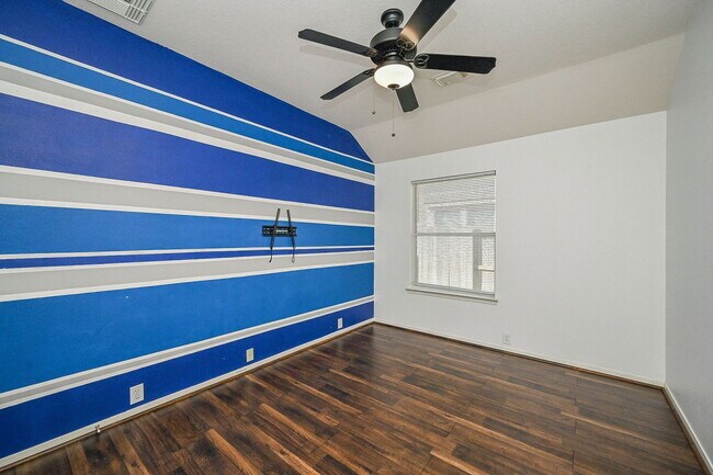 Building Photo - 2726 Redwick Dr