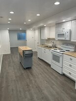 Building Photo - 949 N 400 E