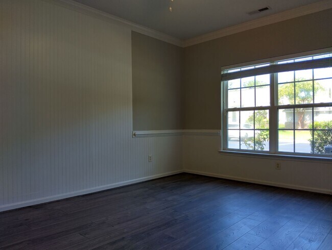 Building Photo - Condo in Braemar Creek! Available NOW!