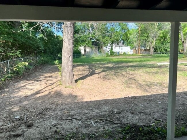 Building Photo - 3 BR 2 BA Ranch in Troy, MO