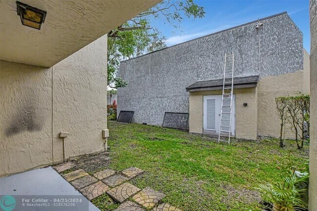 Building Photo - 97 Deer Creek Rd