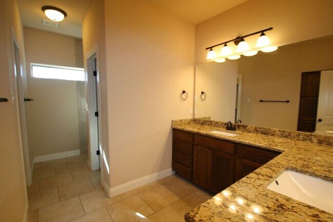 Building Photo - Ready Now! 3BD/2BA Home in Benbrook | Vaulted Ceilings | Gourmet Kitchen | 2-Car Garage | Landsca...
