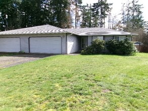 Building Photo - Beautifully Updated 2 Bed 2 Bath Duplex in Quiet Cul-de-Sac in East Puyallup!