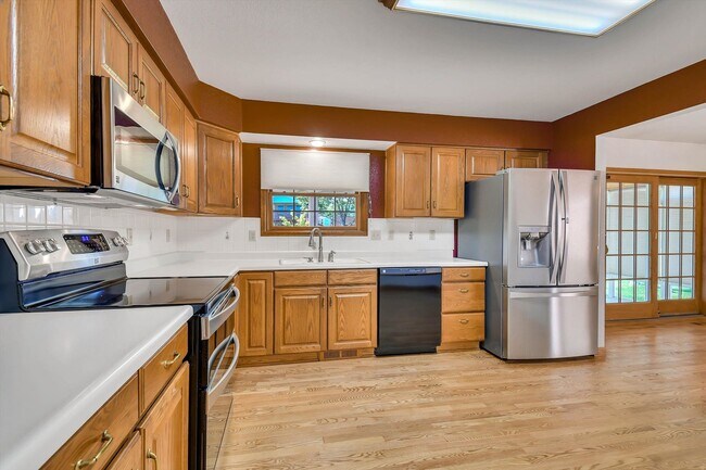 Building Photo - Beautiful 3 bed / 3 bath Ranch - High Pointe Community Westminster - Available NOW!