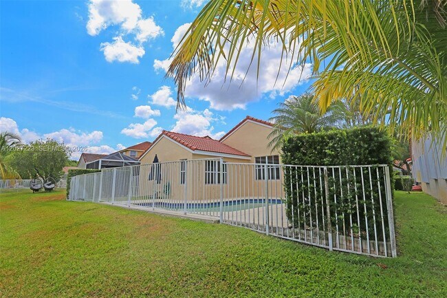 Building Photo - 873 Sand Creek Cir