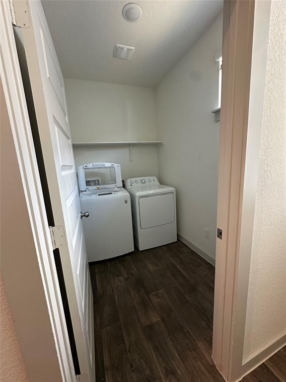 Building Photo - 402 Barton Creek Ln