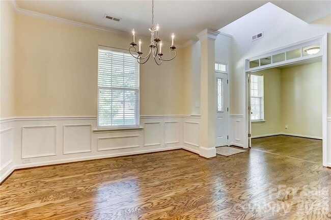 Building Photo - 5067 Timber Falls Dr