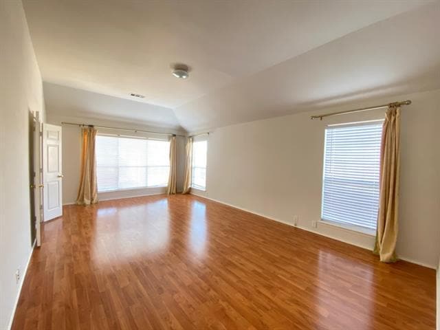 Building Photo - 2217 Hunters Run Dr