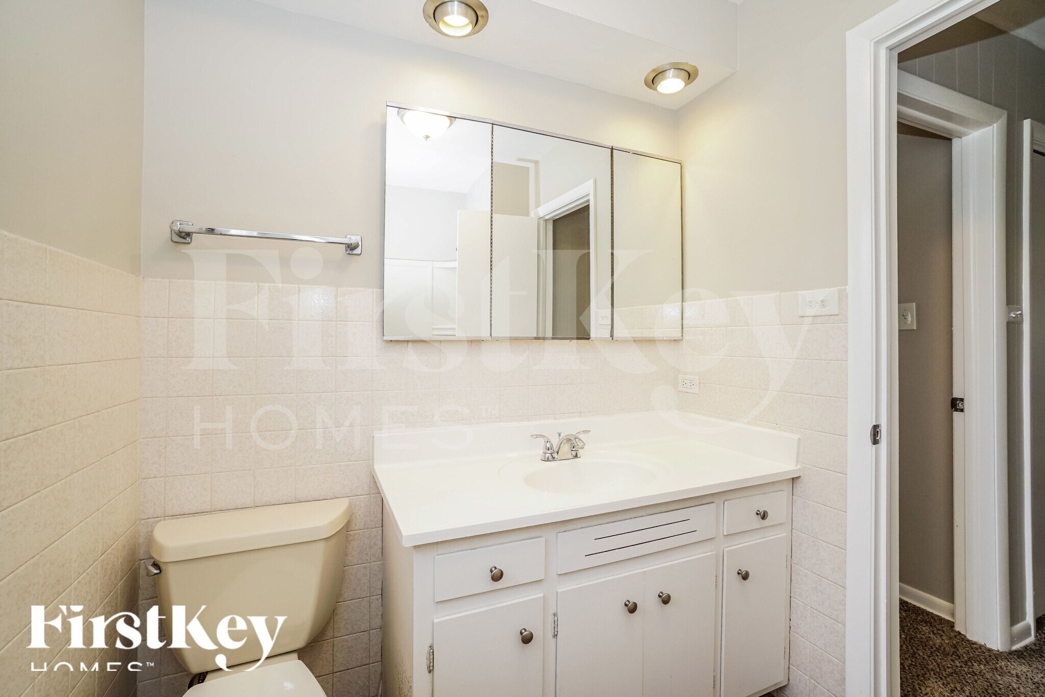 Building Photo - 428 Suwanee St