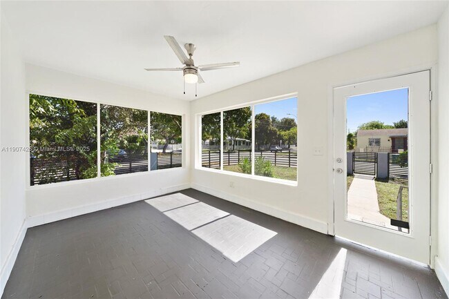 Building Photo - 501 NW 45th St