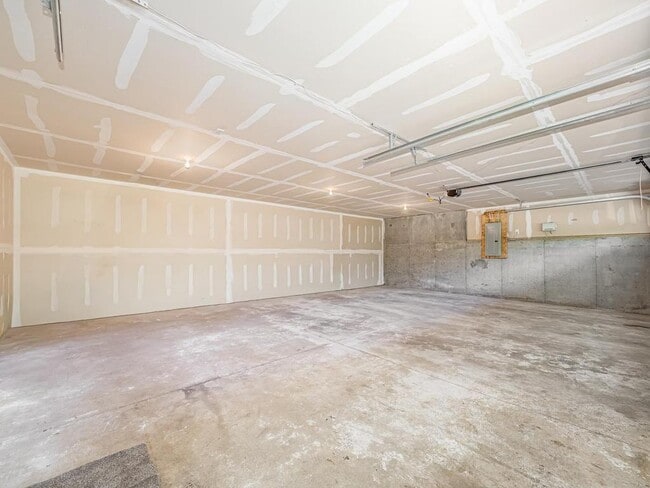 Building Photo - 85 Maple Island Rd