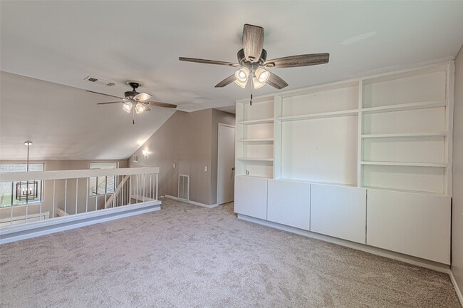 Building Photo - 18506 Creekfield Ct