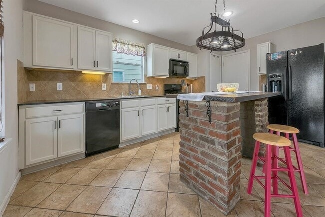 Building Photo - 3630 Garrison Run Dr