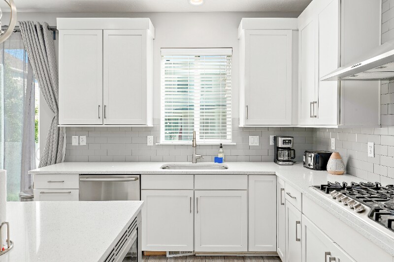 Building Photo - 9721 Fira Ln
