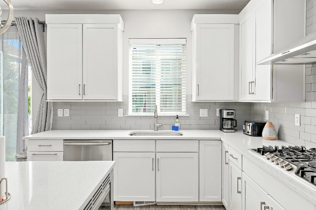 Building Photo - 9721 Fira Ln