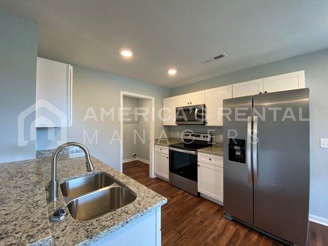 Building Photo - 445 Co Rd 349