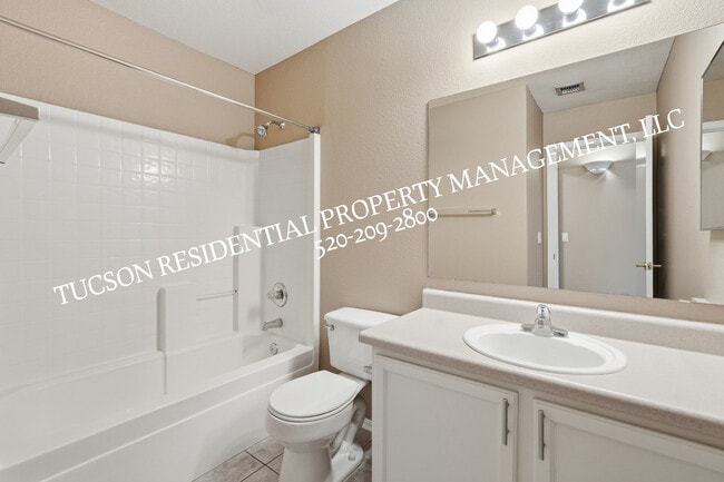 Building Photo - 8802 S Desert Valley Way