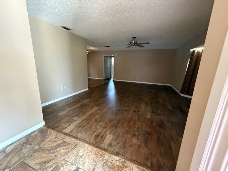 Building Photo - 509 Tyler Ave