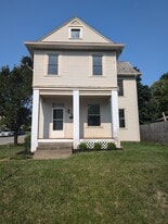 Building Photo - 301 N Basil St