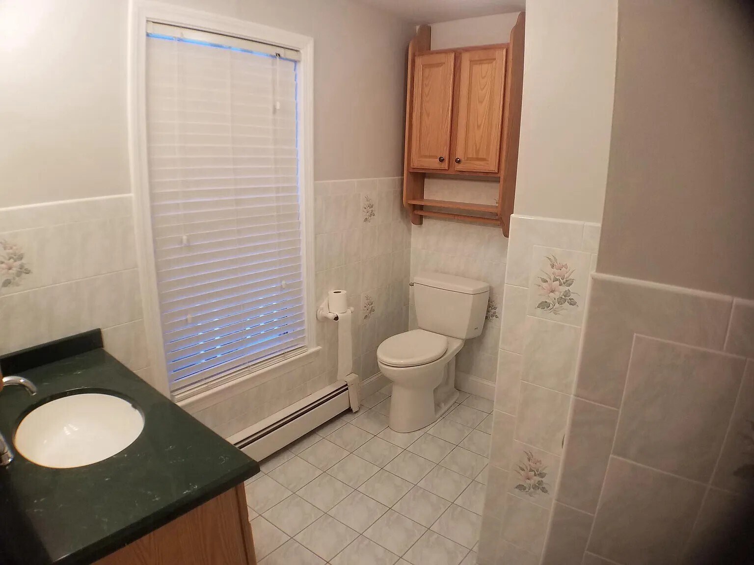 Bathroom - 27 Hayden Rowe St