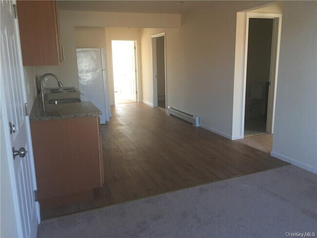 Building Photo - 15 N Liberty Dr