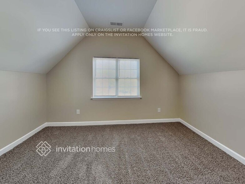 Building Photo - 577 Rolling Meadows Dr