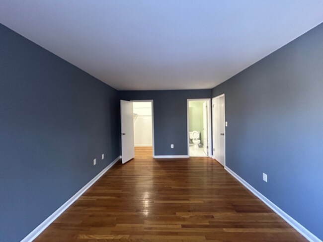 Building Photo - 2 Bedroom 2 Bathroom Condo
