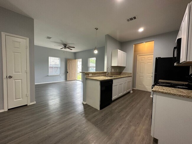 Building Photo - 7411 Novella Dr