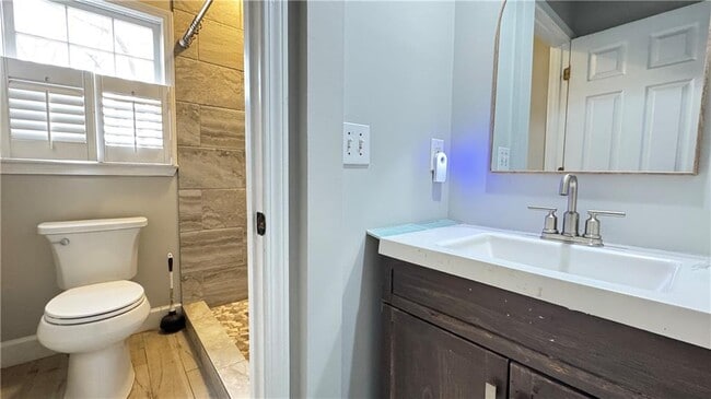 Building Photo - 7195 Devonhall Way