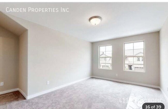 Building Photo - 4118 Suntropic-