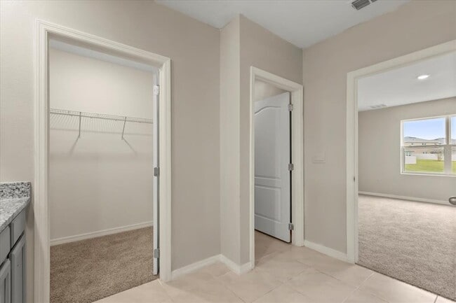 Building Photo - 5246 Mahogany Dr