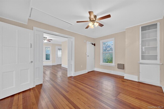 Building Photo - 11 Zimmer Ave