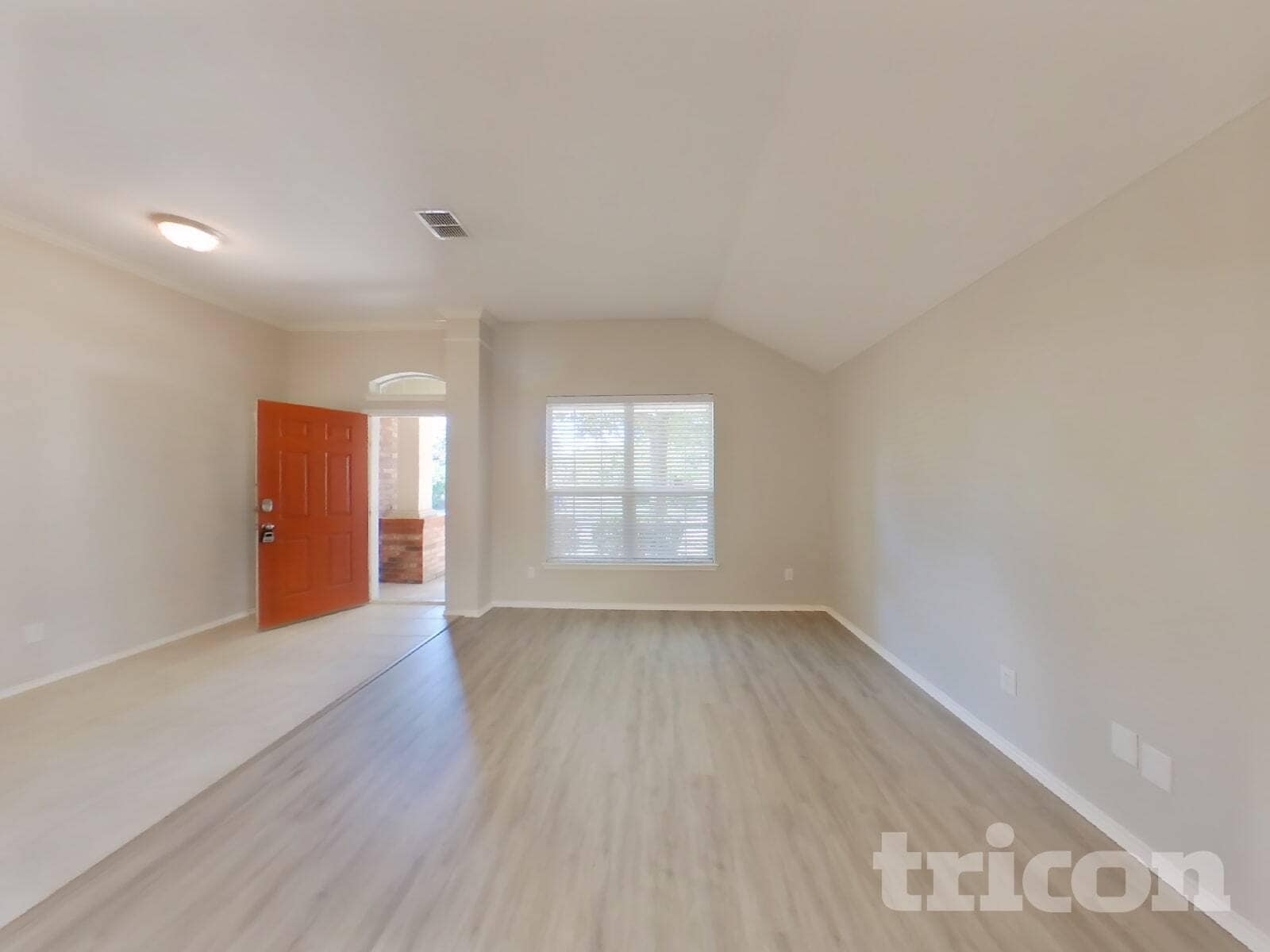 Building Photo - 369 Magnolia Dr