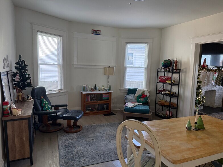 Building Photo - 4539 Smith Rd