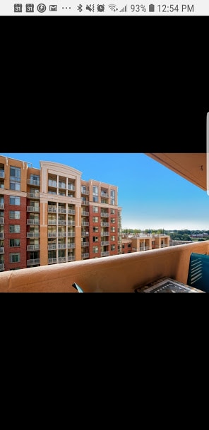 Building Photo - 1301 N Courthouse Rd