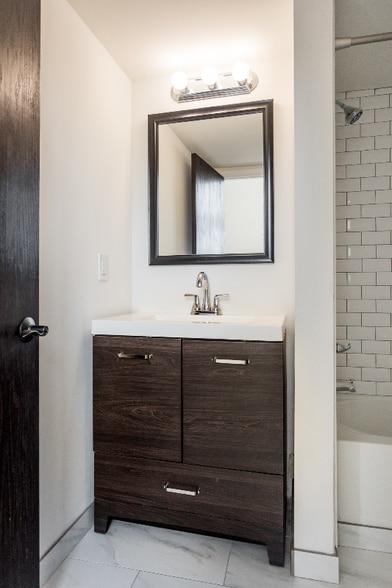 Building Photo - 4600 Woodward Ave