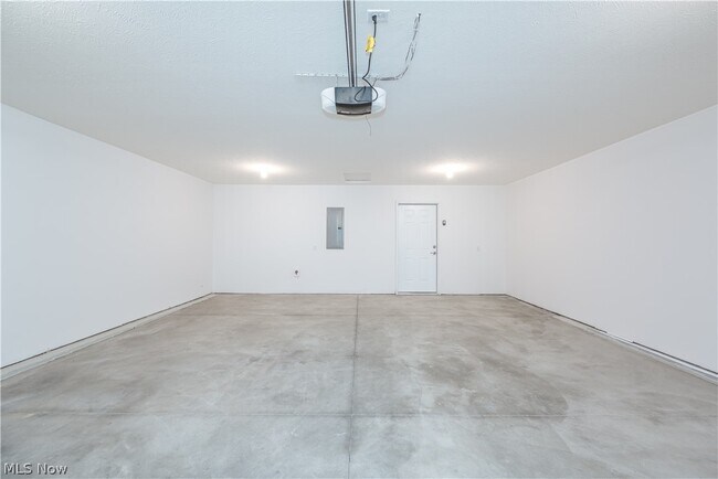 Building Photo - 5363 Mallard Cir
