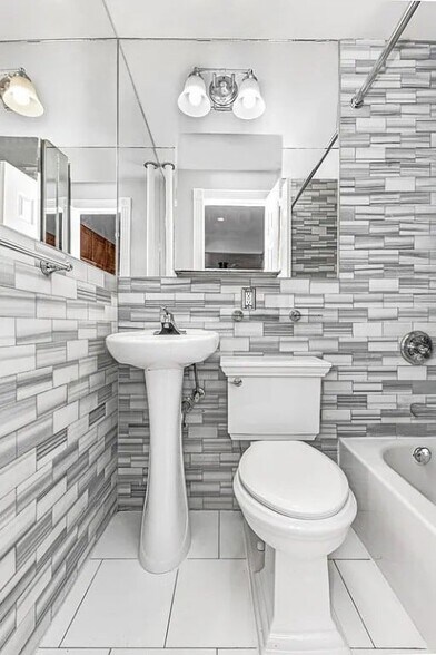 Building Photo - 380 E 10th St