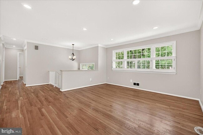 Building Photo - 11905 Hunters Ln