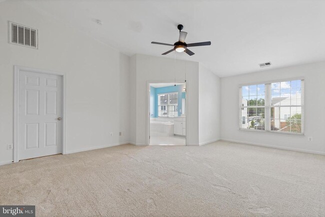 Building Photo - 22576 Welborne Manor Square