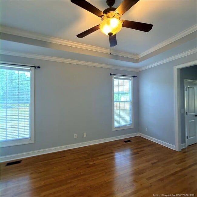 Building Photo - 3686 Linden Rd