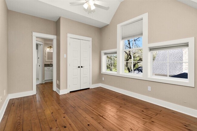 Building Photo - 20802 Pecan Bend Rd