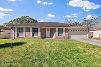 Building Photo - 3250 Bridgecove Cir E