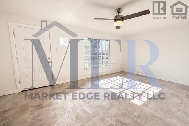 Building Photo - 4Bed/2Bath House McDowell/32nd St! NO CREDIT, NO BACKGROUND, NO RENTAL HISTORY CHECK!