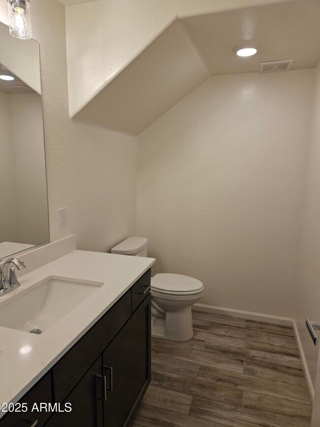 Building Photo - 651 N Ironwood Dr