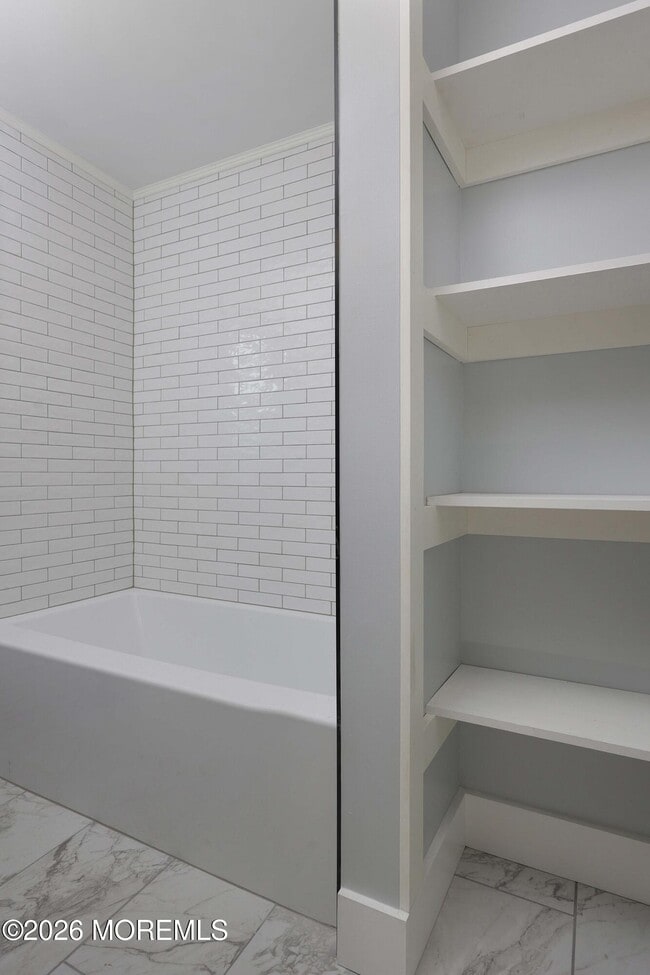 Building Photo - 1216 8th Ave