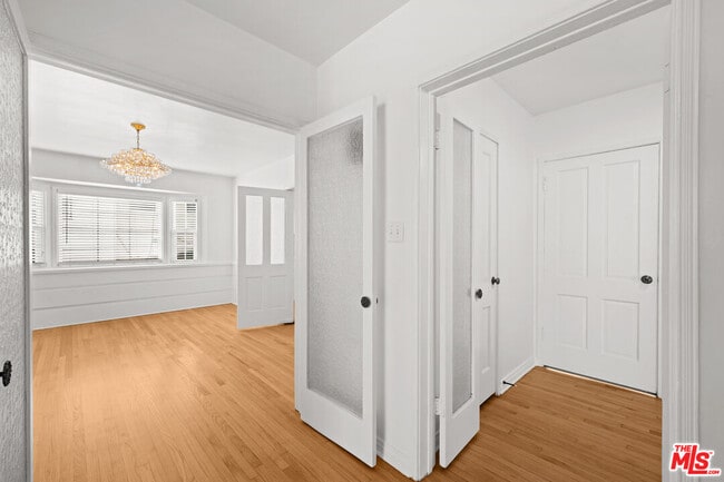 Building Photo - 3715 Homeland Dr