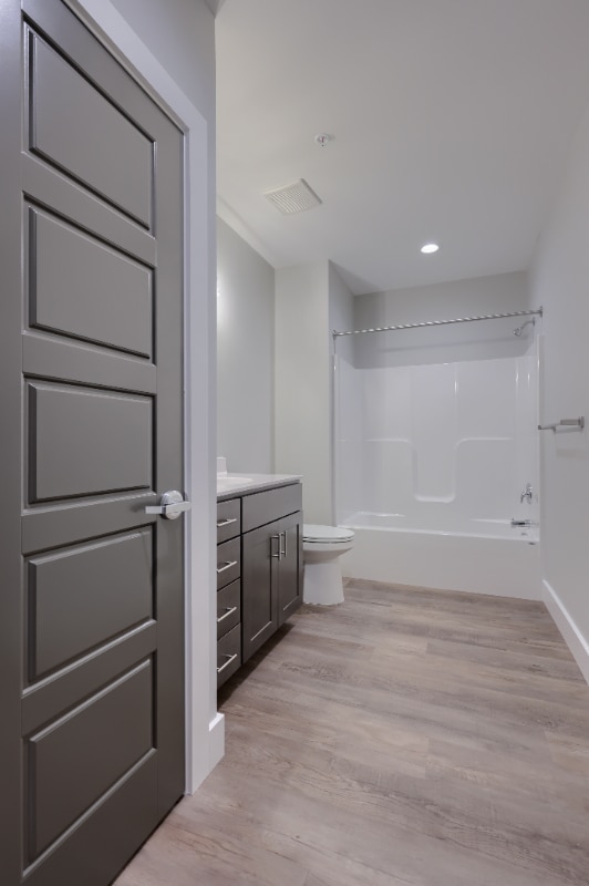 Building Photo - 117 W Main St