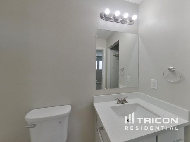 Building Photo - 8627 Heathglen Ln