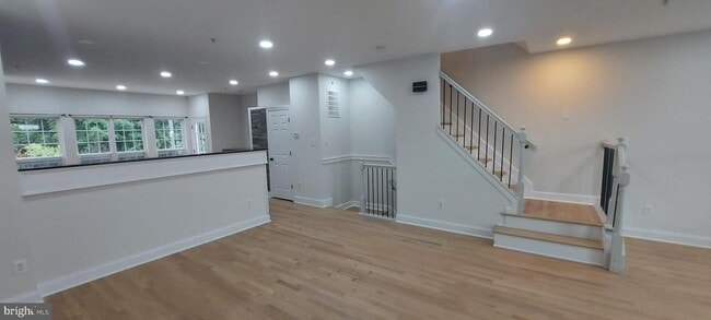 Building Photo - 567 Ellison Ct
